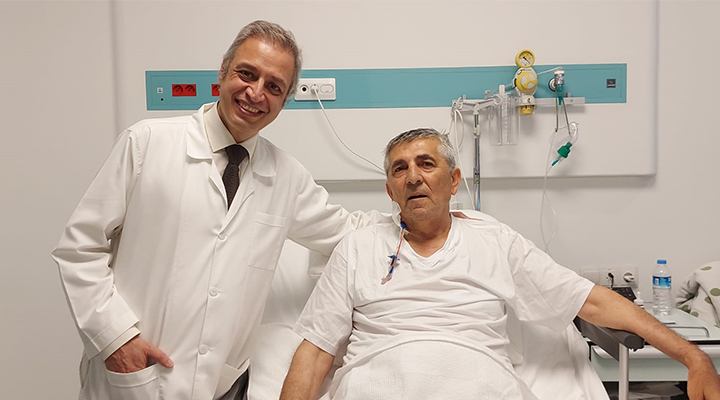 Kızından Aldığı Karaciğerle Hepatit B ve Sirozu Yendi; Kanserden Kurtuldu