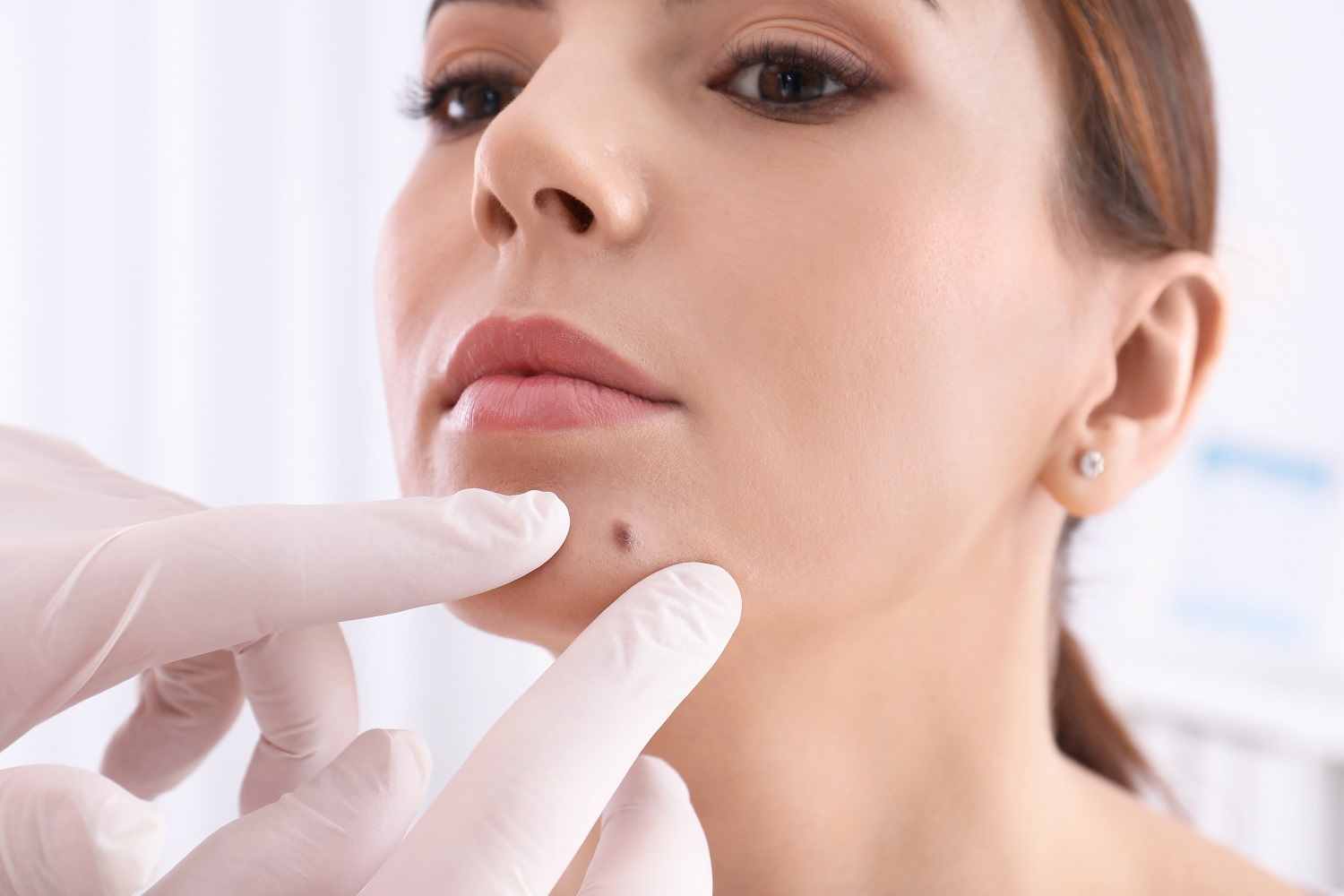 Yeni Oluşan Benlere ve İyileşmeyen Yaralara Dikkat